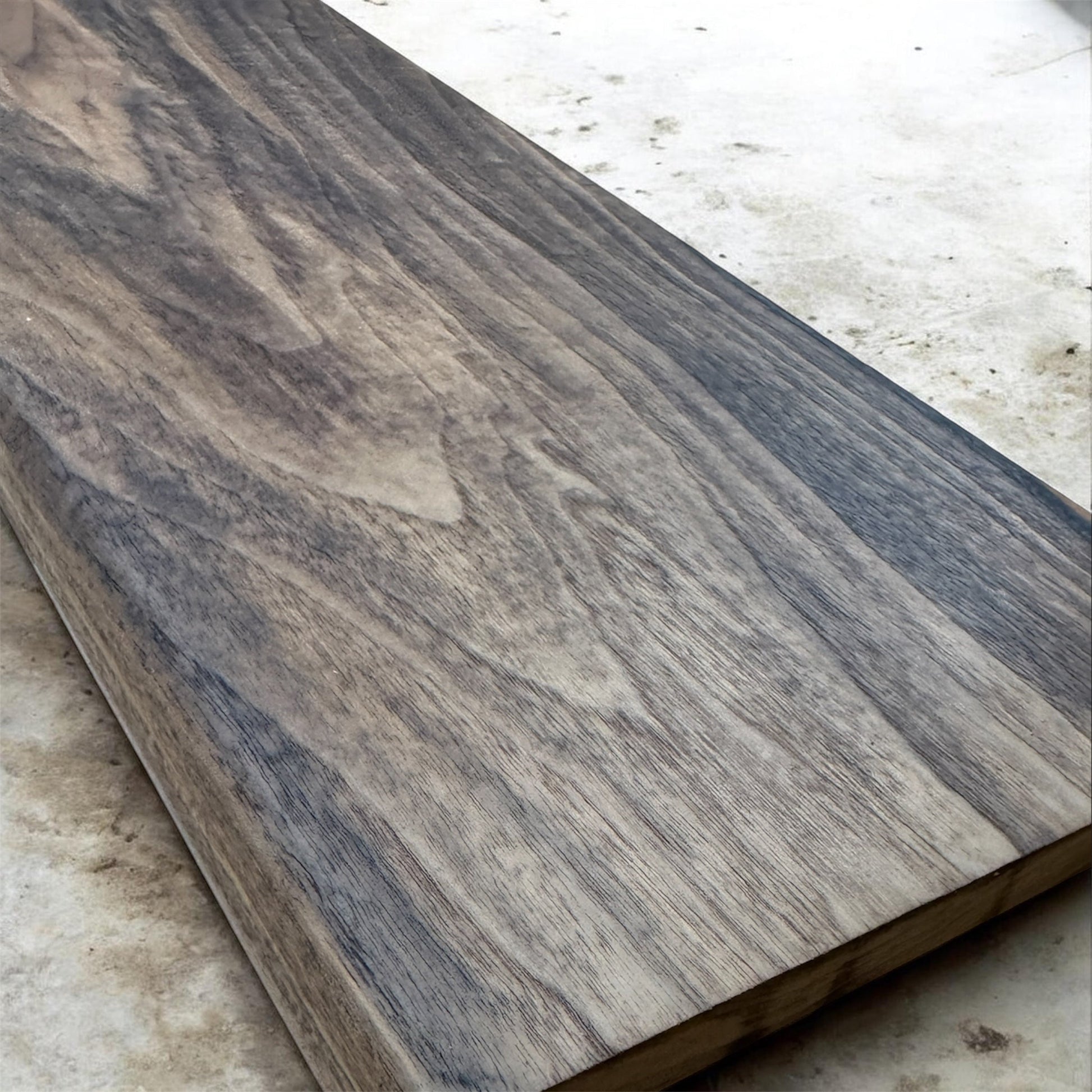 Solid American Walnut StairCase Stair Cladding Kit Treat And Riser Replacement 20x255x1000mm
